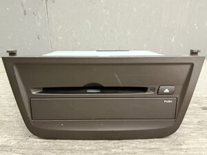 Honda Elysion navigation head unit (RR1 HDD Honda)