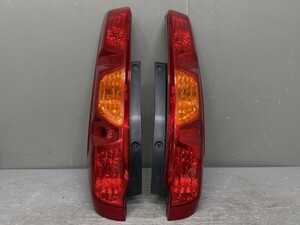 Nissan X-Trail tail light set (DNT31 T31)