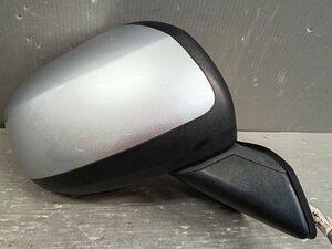 Daihatsu Move used OEM part (LA100S S28)