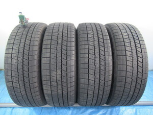 215/60R17 96Q スタッドレスタイヤ DUNLOP WINTERMAXX WM03 エア漏点検済 バリ溝8～9分 2021年製 中古4本セット Z02217