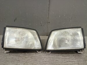 Used JDM headlight set (SK82V P0220)