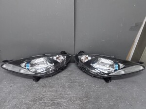 Used JDM headlight set (SKYACTIV DEJFS W0128 Mazda)