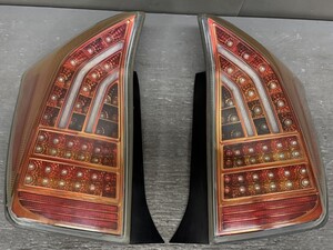 Toyota Prius tail light set (ZVW30 ZVW30-AHXEB LED)