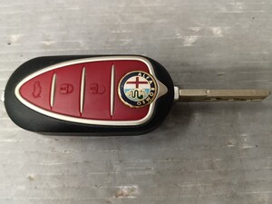 アルファロメオ ジュリエッタ Alfa Romeo Giulietta イタリア車 イタ車 スマートキー キー キーレス 3ボタン 鍵 カギ