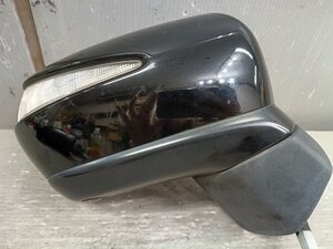 Honda Odyssey used OEM part (RB3 NH731P M43)