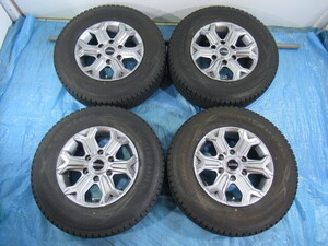 Used JDM tire set (195/80R15 107/105L DUNLOP WILD CRUISING)