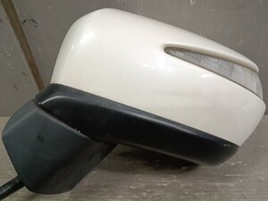 Honda Odyssey used OEM part (BR3 M43 NH624P)