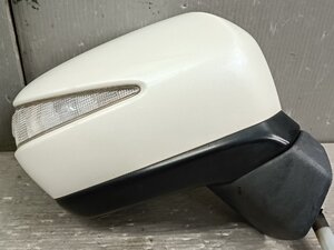 Honda Odyssey used OEM part (RB3 NH624P)