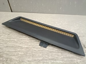 Toyota Crown used OEM part (UZS186)